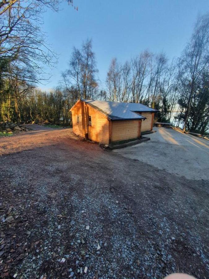 Stunning Log Cabin On The Lake Portroe Kültér fotó